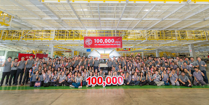 MG ฉลองความสำเร็จ ผลิตรถยนต์ในไทย ครบ 100,000 คัน